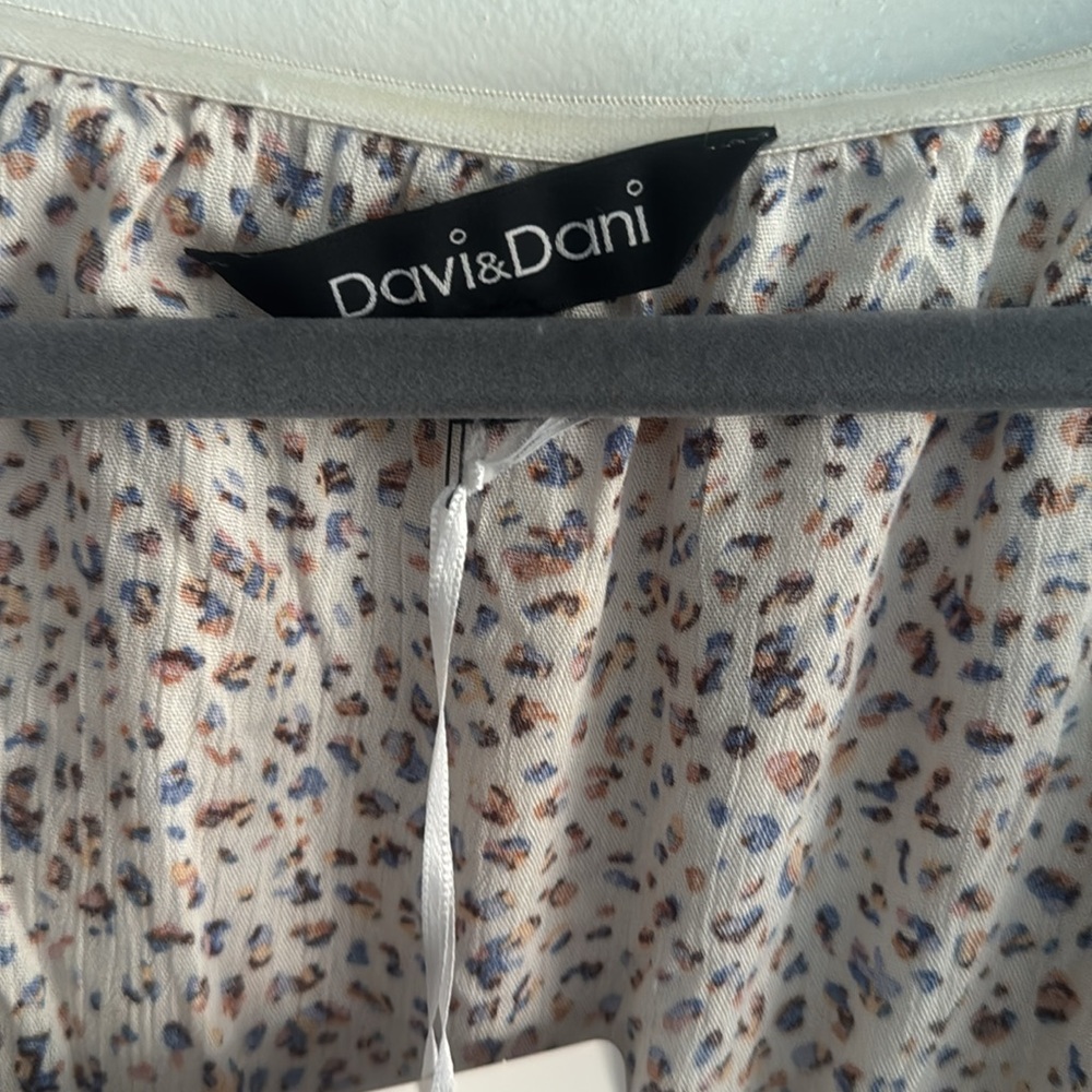 DAVI & DANI Leopard Print Blouse SZ 3X new W tags - Picture 2 of 3